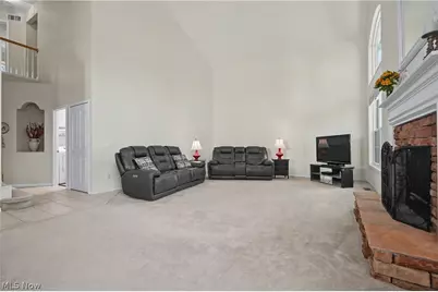 975 W Parkway Boulevard, Aurora, OH 44202 - Photo 16