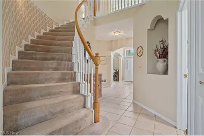 975 W Parkway Boulevard, Aurora, OH 44202 - Photo 8