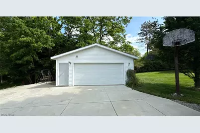 33 Eggleston Road, Aurora, OH 44202 - Photo 2