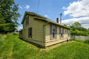 893 Norton Ave, Barberton, OH 44203 - Photo 2