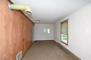 893 Norton Ave, Barberton, OH 44203 - Photo 46