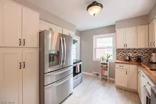 261 Malden St, Akron, OH 44313 - Photo 6