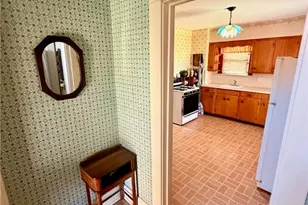 1350 E Florida Ave, Youngstown, OH 44502 - Photo 6