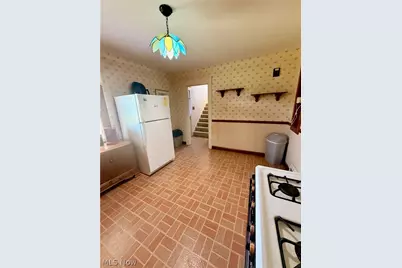1350 E Florida Avenue, Youngstown, OH 44502 - Photo 8