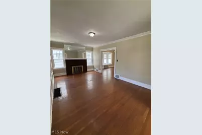 18214 Windward Road, Loveland, OH 44119 - Photo 6