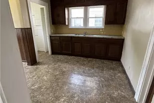 18214 Windward Rd, Loveland, OH 44119 - Photo 12