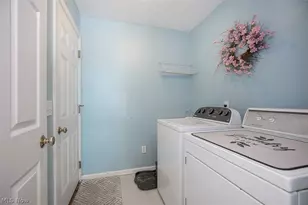 33316 Ambleside Dr, Avon Lake, OH 44012 - Photo 14