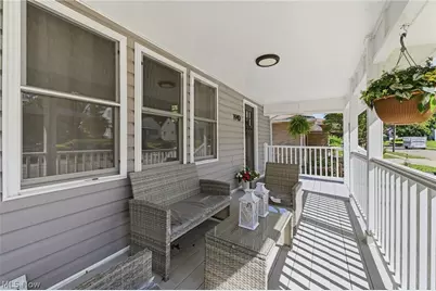 1940 8th Street SW, Akron, OH 44314 - Photo 4