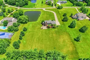 2285 Thoroughbred Dr, Wadsworth, OH 44281 - Photo 46