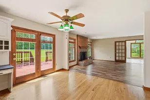 2285 Thoroughbred Dr, Wadsworth, OH 44281 - Photo 12