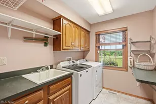 2285 Thoroughbred Dr, Wadsworth, OH 44281 - Photo 22