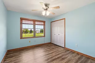 2285 Thoroughbred Dr, Wadsworth, OH 44281 - Photo 28