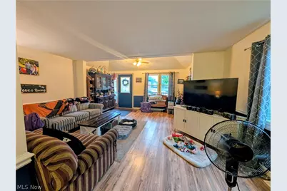5401 Fleming Avenue, Lorain, OH 44055 - Photo 6