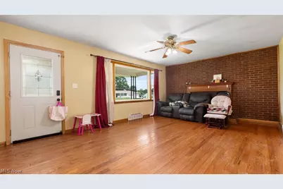 280 E Highland Drive, Zanesville, OH 43701 - Photo 4