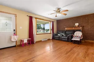 280 E Highland Dr, Zanesville, OH 43701 - Photo 4