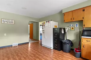 280 E Highland Dr, Zanesville, OH 43701 - Photo 8