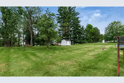 280 E Highland Drive, Zanesville, OH 43701 - Photo 22