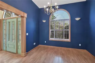 30111 Bonnie View Dr, Wickliffe, OH 44092 - Photo 14