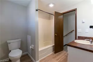 5922 Albert Ave, North Ridgeville, OH 44039 - Photo 10