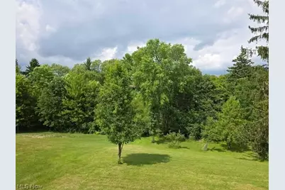 7623 Alan Parkway, Middleburg Heights, OH 44130 - Photo 2