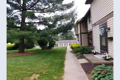 934 Hampton Ridge Drive, Akron, OH 44313 - Photo 48