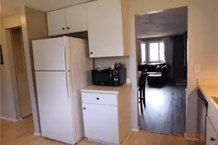 934 Hampton Ridge Dr, Akron, OH 44313 - Photo 10