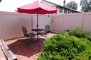 934 Hampton Ridge Dr, Akron, OH 44313 - Photo 38
