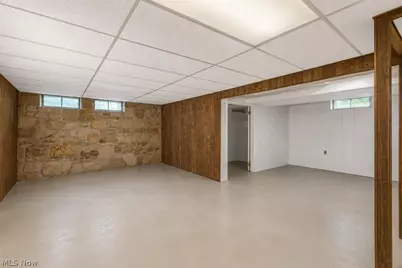 4146 Barclay Messerly Road, Worthington, OH 44470 - Photo 14