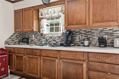 6869 Arlene Drive, Conneaut, OH 44030 - Photo 22