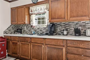6869 Arlene Dr, Conneaut, OH 44030 - Photo 22