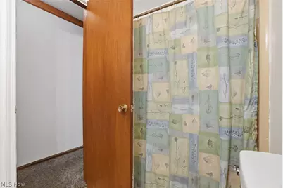 6869 Arlene Drive, Conneaut, OH 44030 - Photo 16