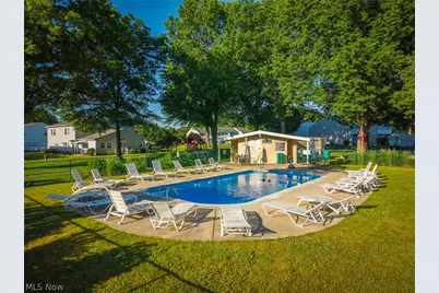 2551 Royal County Down, Uniontown, OH 44685 - Photo 20