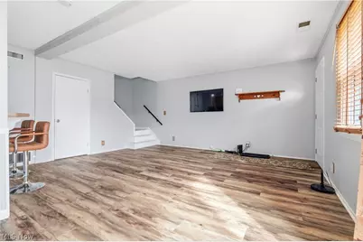 2551 Royal County Down, Uniontown, OH 44685 - Photo 6