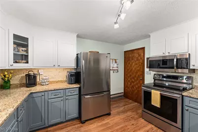 2354 Sunnyside Road, Vermilion, OH 44089 - Photo 10