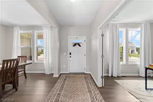 8949 Larkspur Dr, Columbia Station, OH 44028 - Photo 4