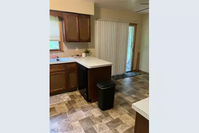5840-42 Pawnee Street NW, North Canton, OH 44720 - Photo 10