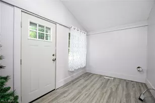 1740 Anton St, Akron, OH 44320 - Photo 12