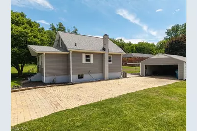 1740 Anton Street, Akron, OH 44320 - Photo 2