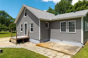 1740 Anton St, Akron, OH 44320 - Photo 6