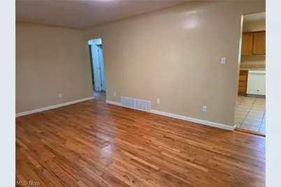 10024 Cummins Lane, Deerfield, OH 44411 - Photo 6