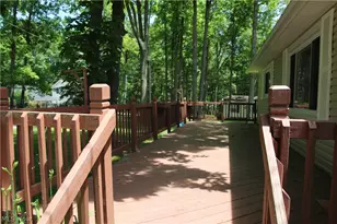 10024 Cummins Ln, Deerfield, OH 44411 - Photo 34