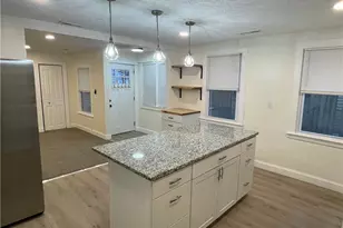 2218 W 30th St, Loveland, OH 44113 - Photo 6