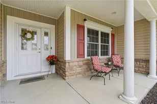 34779 Legends Way, Grafton, OH 44044 - Photo 2