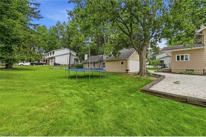 8562 Essex Avenue NW, North Canton, OH 44720 - Photo 32