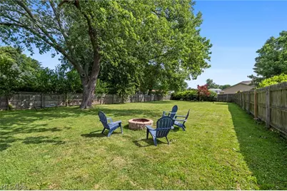 335 Bayshore Drive, Eastlake, OH 44095 - Photo 26
