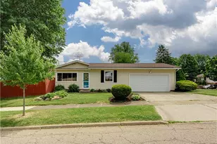 2115 Daniels Ave, Akron, OH 44312 - Photo 2