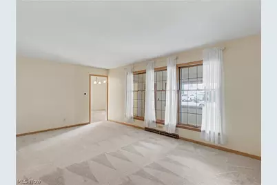 2115 Daniels Avenue, Akron, OH 44312 - Photo 6