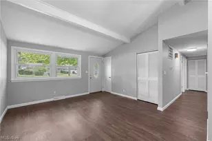 436 Ambler Dr, Elyria, OH 44035 - Photo 6