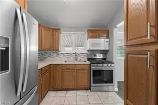 436 Ambler Dr, Elyria, OH 44035 - Photo 8