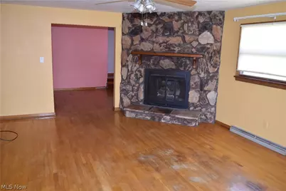 25 W 48th Street, Shadyside, OH 43947 - Photo 6